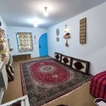 با محیطی دلنشین، خدماتی بی‌نظیر، و پرسنلی حرفه‌ای، اقامتی آرام و خاطره‌انگیز در انتظار شماست.