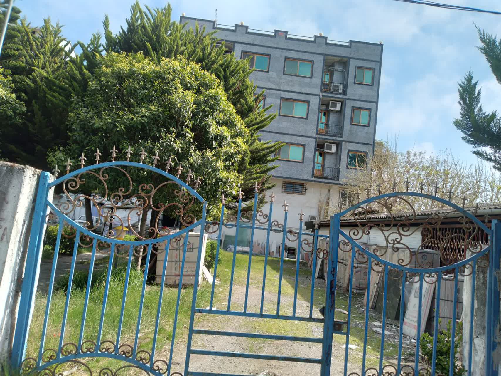 هتل محموداباد ورودی