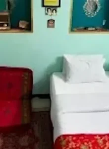 اگر به دنبال اقامتگاهی با امکانات کامل و خدمات برجسته هستید، عمارت ما در انتظار شماست.